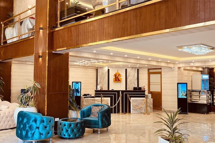 Hotel Interior 4 of 37