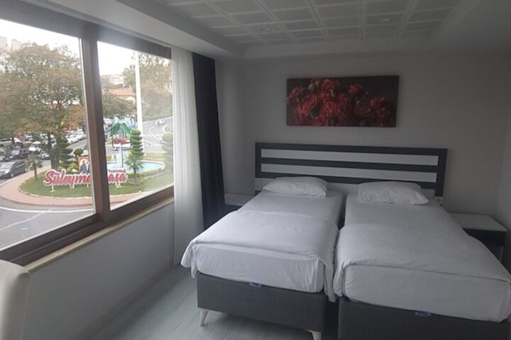 Room 14 of 19