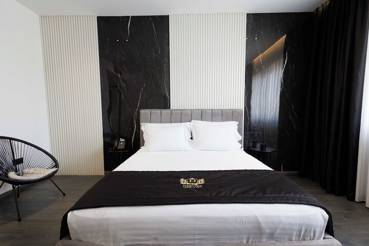 Room 29 of 123