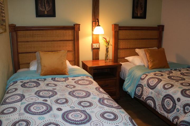 Room 40 of 72