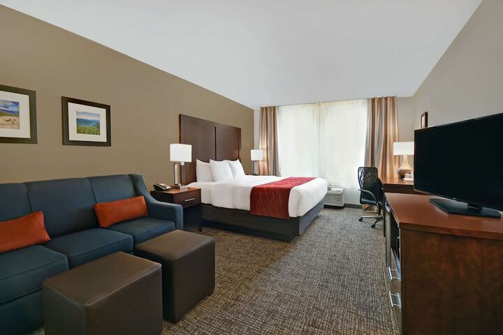 Room 4 of 53