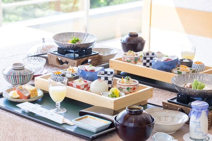 Breakfast/Coffee Service 21 of 27