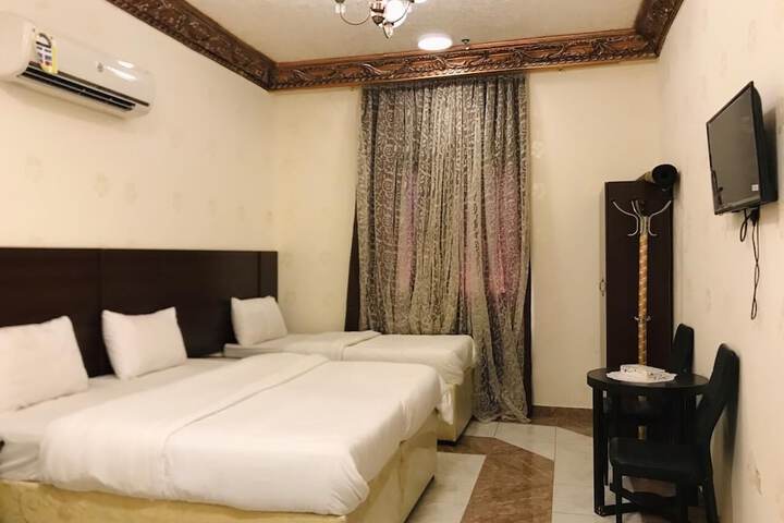 Room 15 of 27