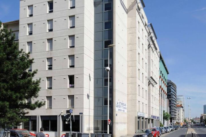 Hotel Exterior