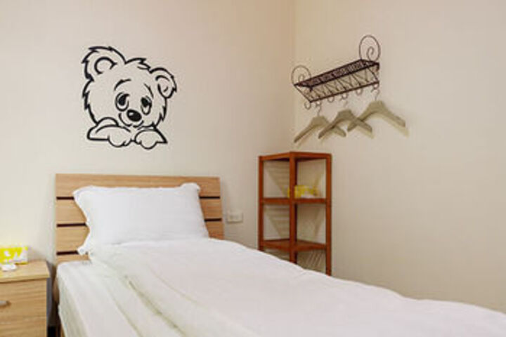 Room 15 of 51