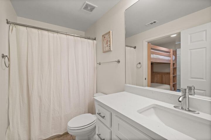 Room 113 of 151