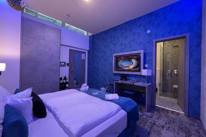 Room 29 of 194