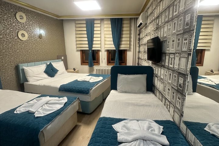 Room 17 of 50
