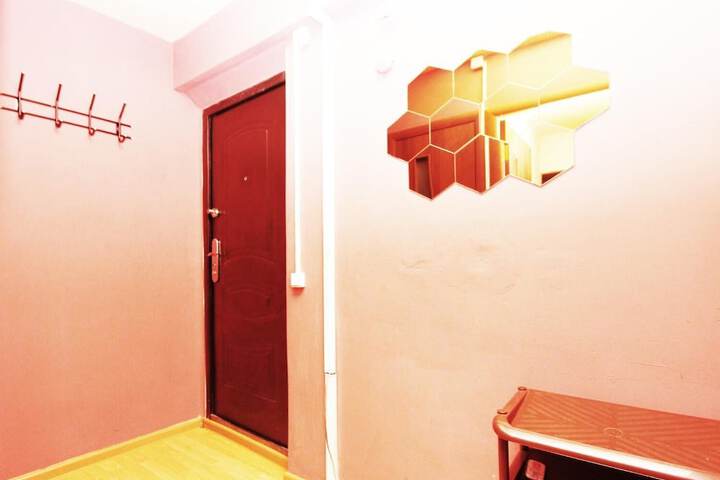 Room 7 of 26