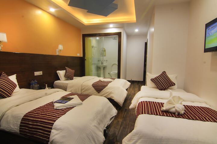 Room 8 of 45