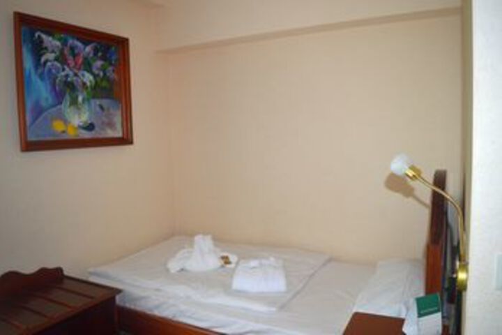 Hotel Suite Photo