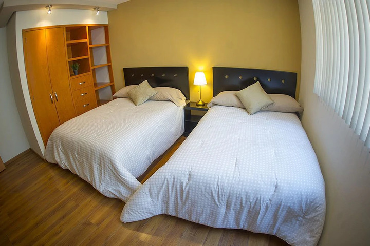 Room 3 of 9