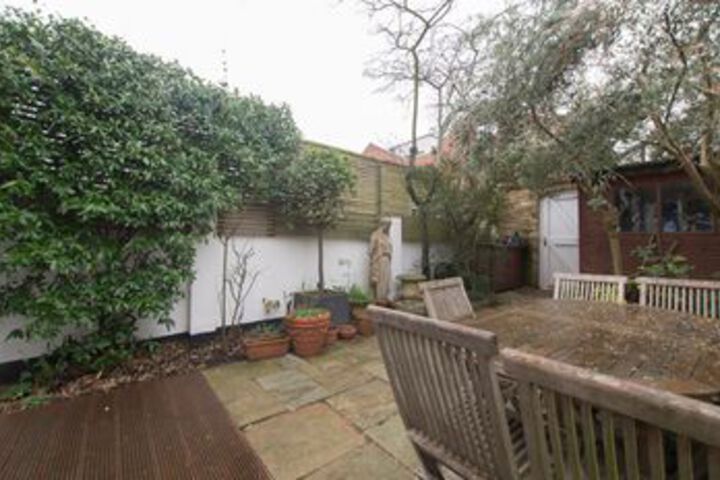 Terrace/Patio 36 of 37