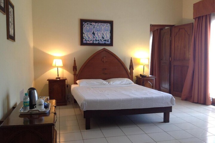 Room 11 of 58