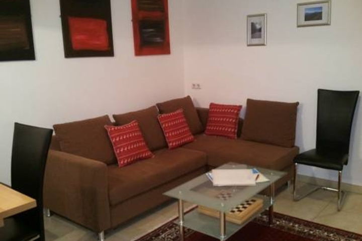 Room 11 of 21