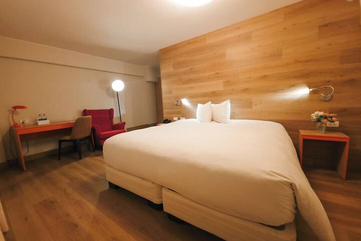Room 39 of 104