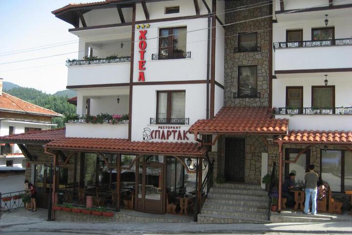 Spartak Family Hotel