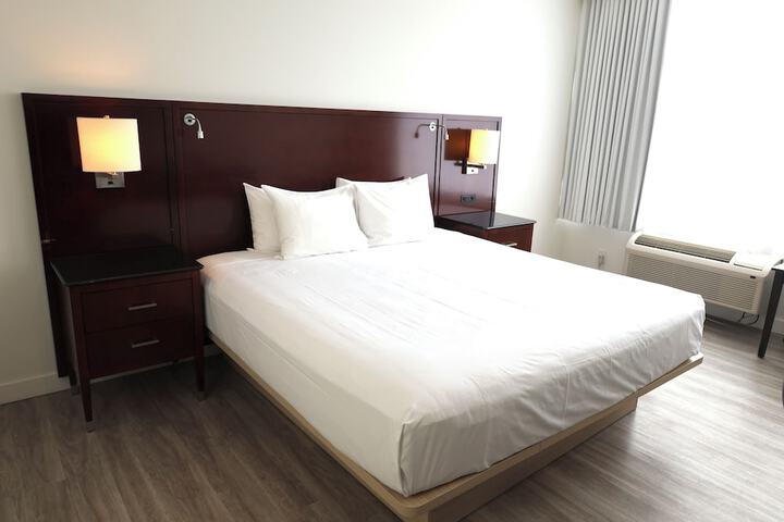 Room 2 of 47
