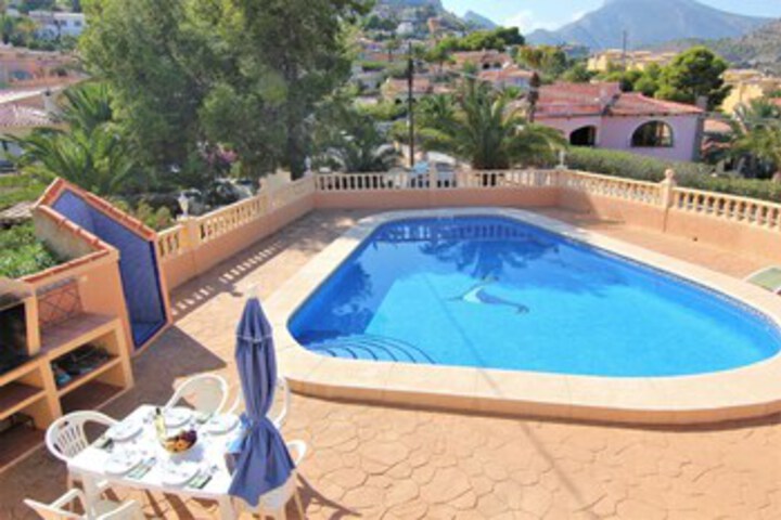 Pool 46 of 75
