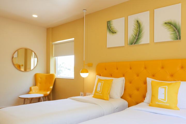 Room 14 of 25