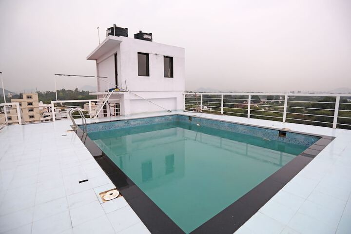 Pool 25 of 59