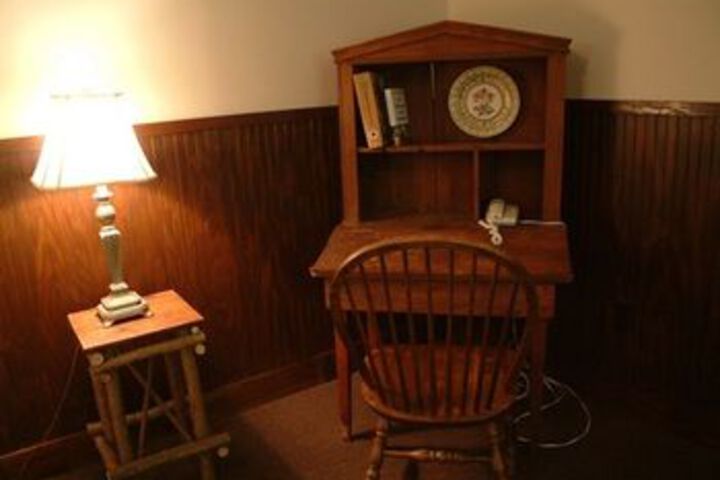 Room 40 of 73