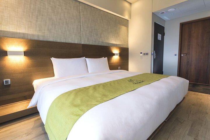 Room 5 of 45