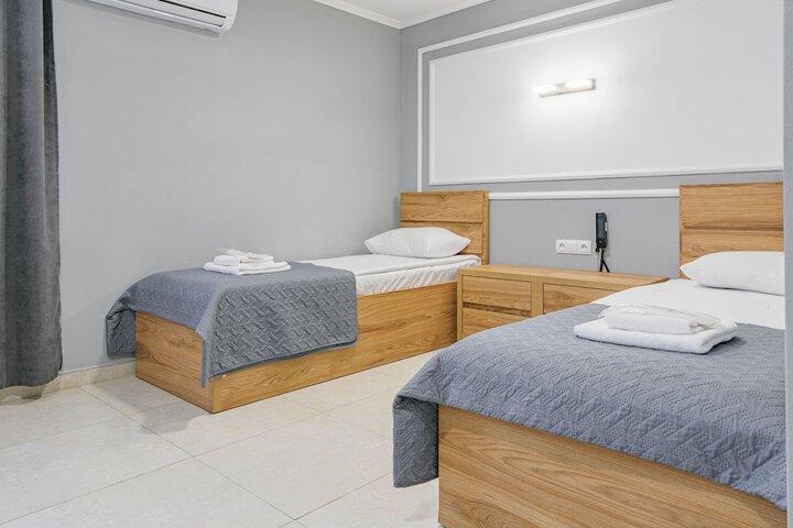 Room 10 of 55