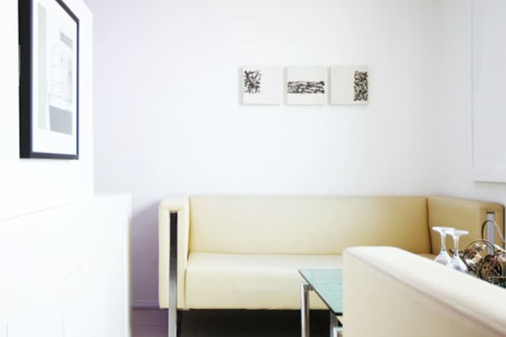 Room 27 of 47