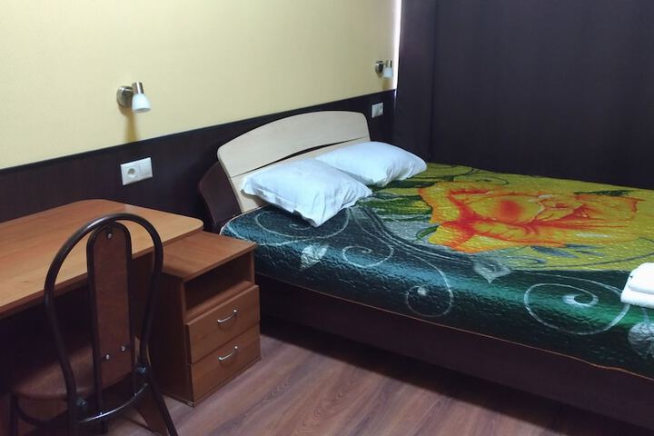 Room 38 of 99