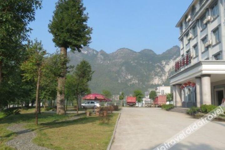 Hotel 6 of 16