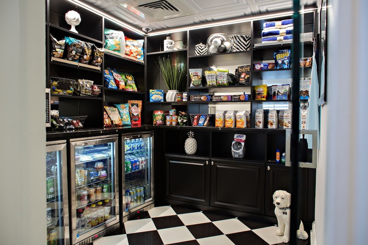 Snack bar