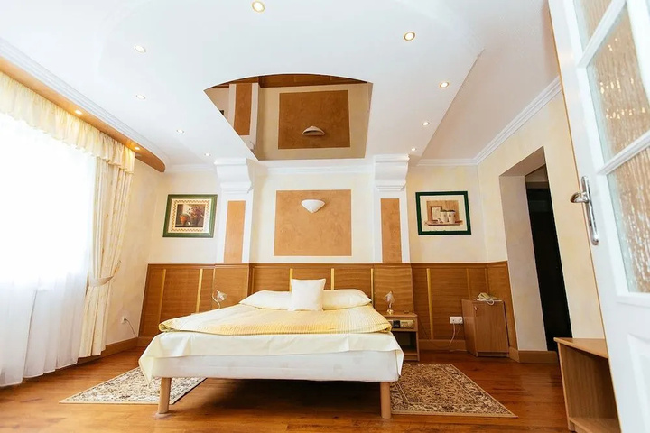 guest_rooms