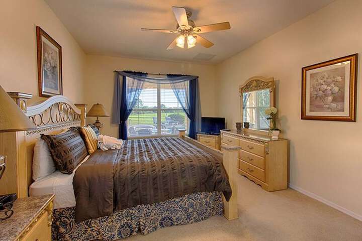 Room 4 of 60