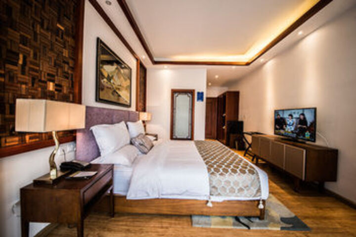 Room 45 of 108