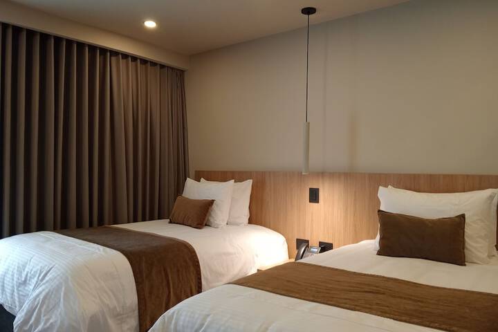 Room 53 of 123