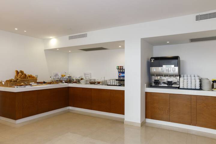 Dining Photos