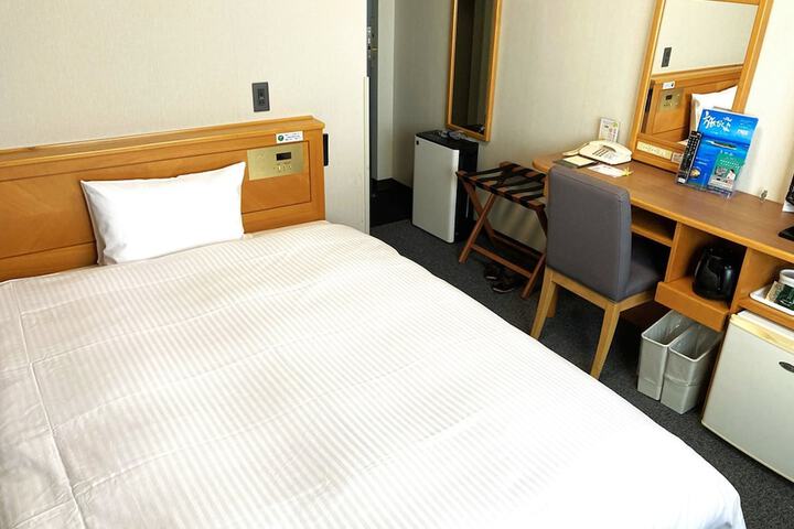 Room 5 of 21