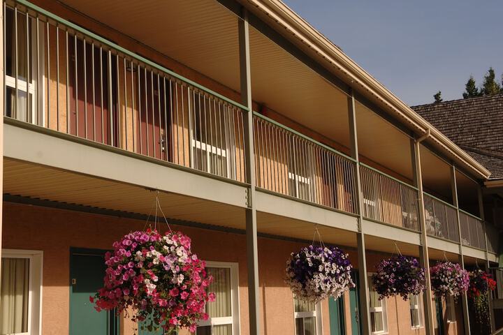 Hotel Entry