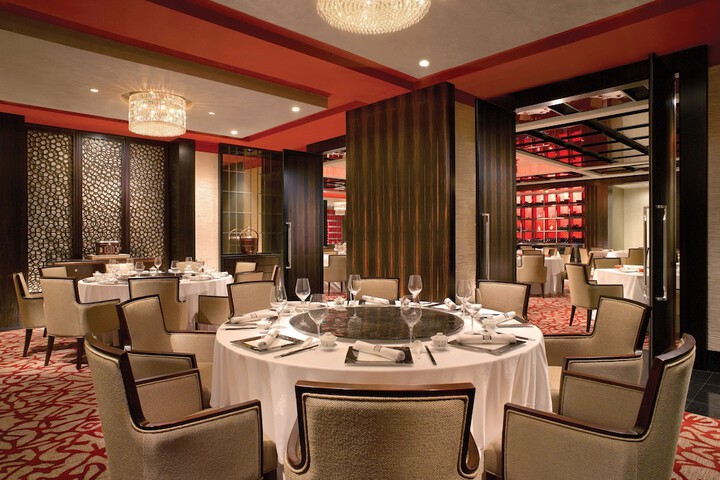 Dining 139 of 197