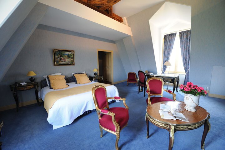 Room 8 of 31