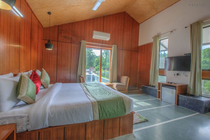 Room 12 of 40
