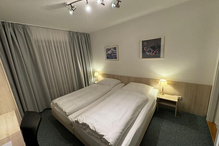 Room 14 of 31