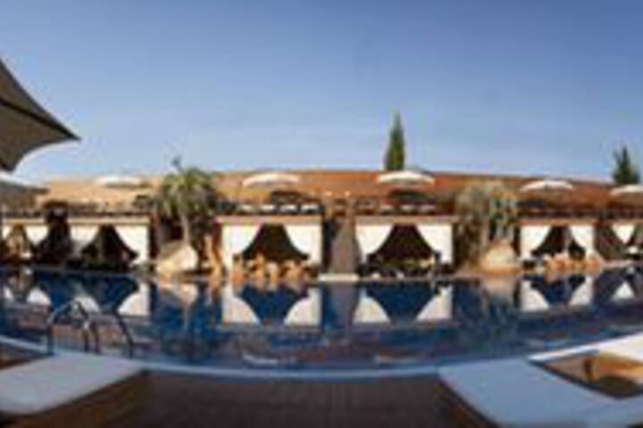 Pool 63 of 87