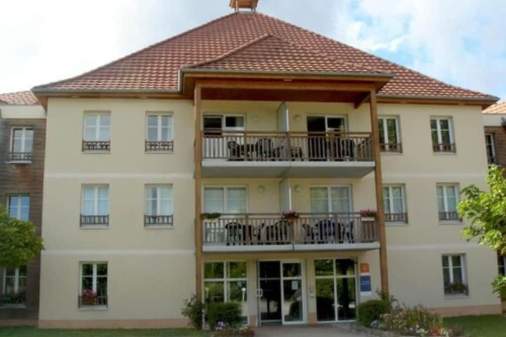 Hotel 27 of 33