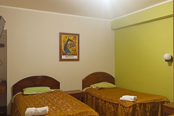 Room 15 of 22