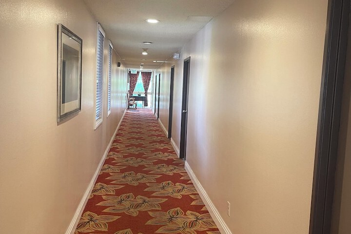 Hotel 27 of 37