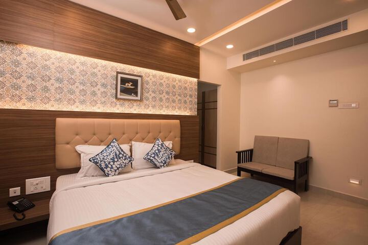 Room 8 of 42