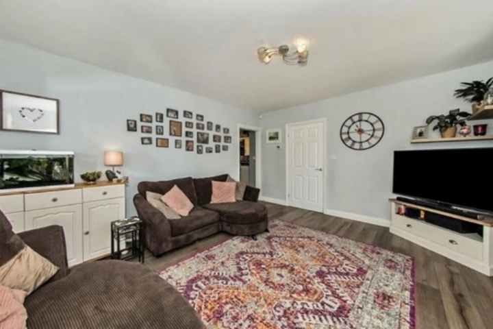 Room 3 of 5