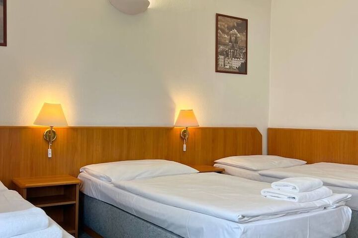 Room 46 of 137